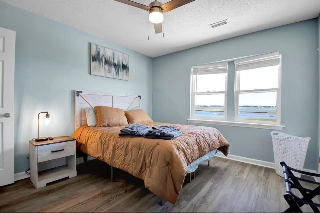 Surf City Serene Waterfront Vacation Home Ngoại thất bức ảnh